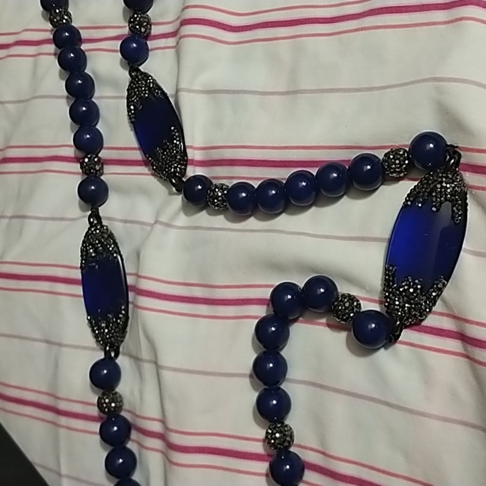 Beautiful blue crystal shine handmade bead necklace.